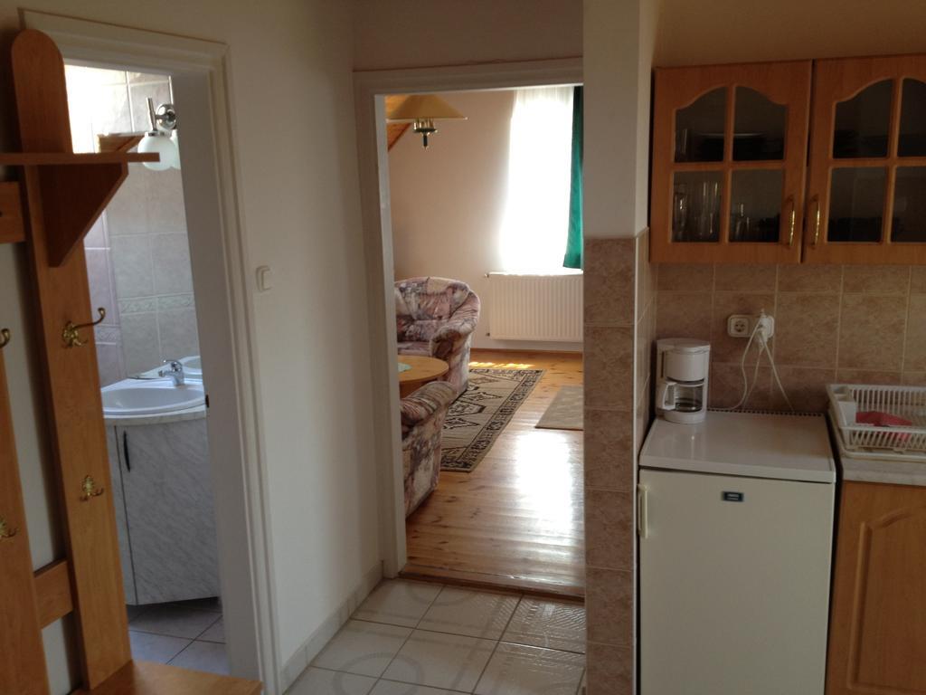 Pacsirta Apartman Lenti Quarto foto